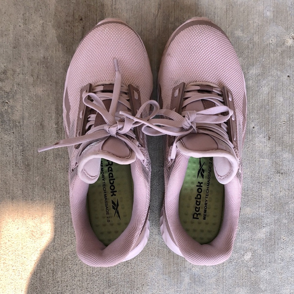 Rebook pink shoes 5W